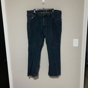 Izod Blue Relaxed Jeans Classic Style Men’s navy blue Jean Izod jeans 42x30